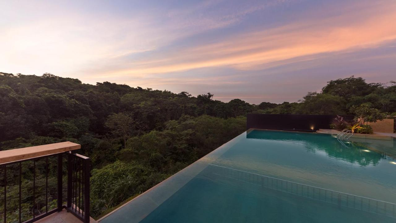 East India House Hotel Gorai Exterior foto
