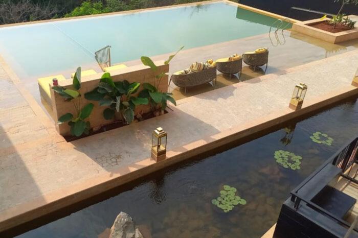 East India House Hotel Gorai Exterior foto